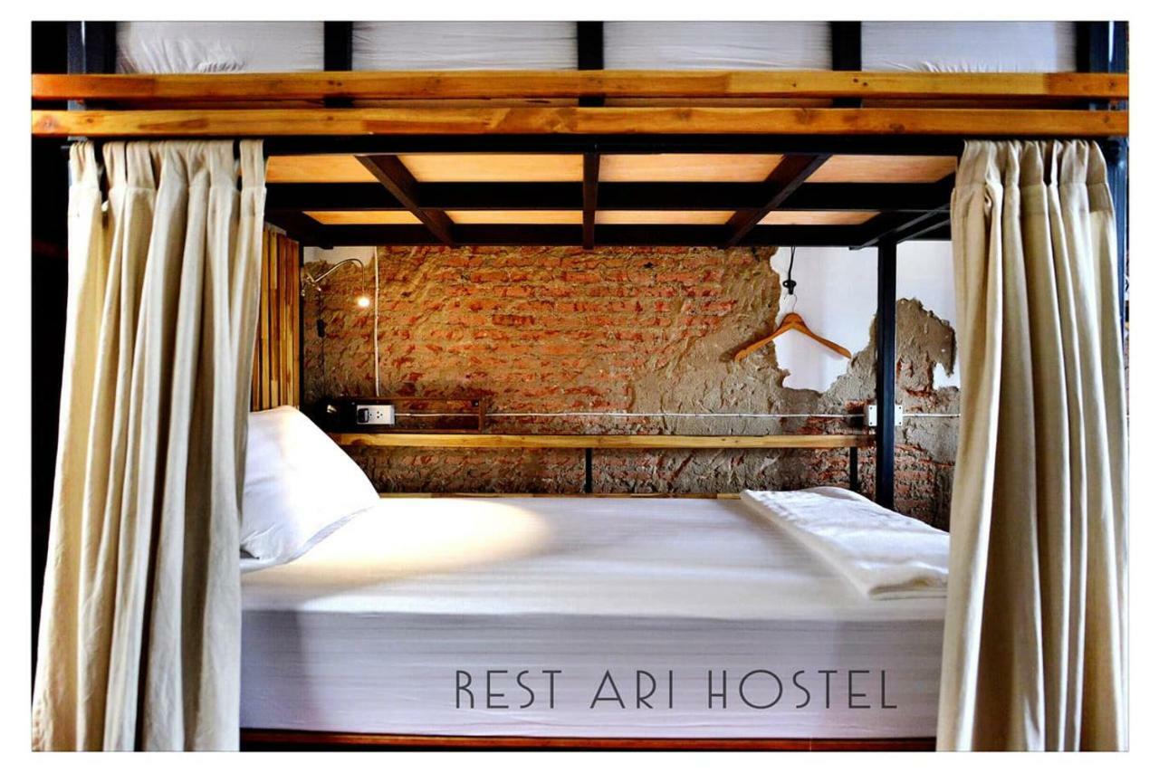 Rest Ari Boutique Hostel Bangkok Exterior foto