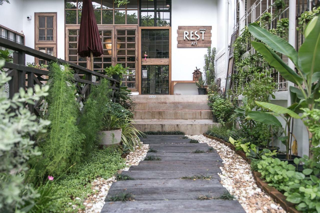 Rest Ari Boutique Hostel Bangkok Exterior foto
